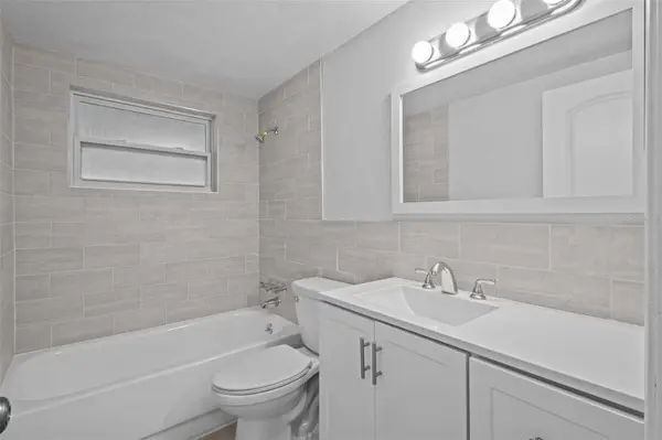 5300 FRONT DR, Holiday, FL 34690