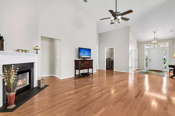 2444 Bergeron Way, Mount Pleasant, SC 29466