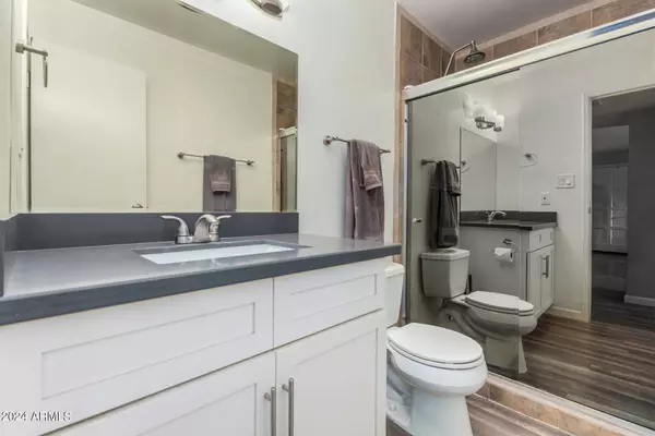 4950 N MILLER Road #205, Scottsdale, AZ 85251