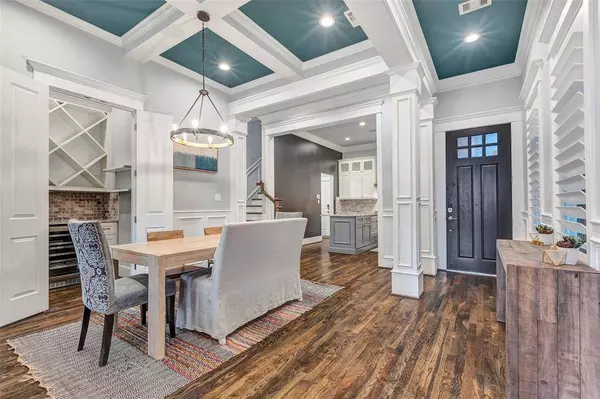 422 W 24th ST, Houston, TX 77008