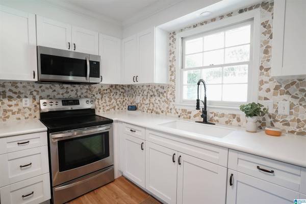 6559 QUAIL RUN DRIVE, Hoover, AL 35124