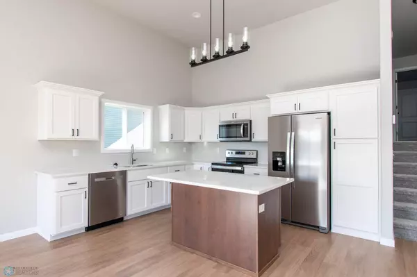 6438 82nd AVE S, Horace, ND 58047