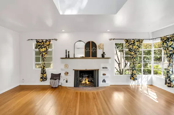 2694 Marty Way, Sacramento, CA 95818