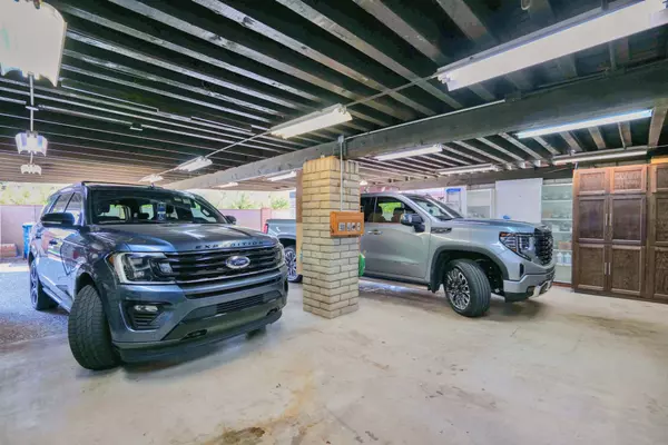 Four Car Open-Air Garage