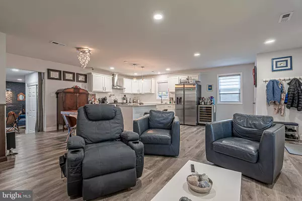 306 SYCAMORE AVE, Egg Harbor Township, NJ 08234