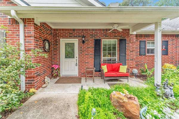 2101 Wheatstone DR, Huntsville, TX 77340