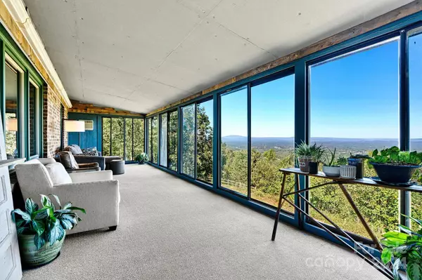 4695 Wild Flower DR, Valdese, NC 28690