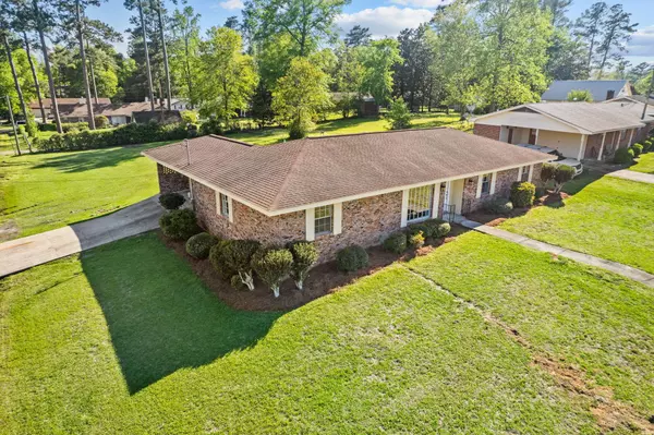 4400 Bayview Dr., Hattiesburg, MS 39402