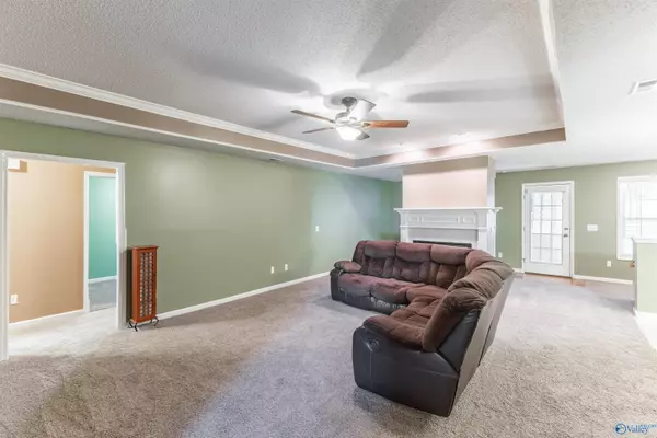 26 Emory Drive, Decatur, AL 35603