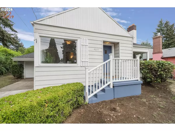 4657 NE CESAR E CHAVEZ BLVD, Portland, OR 97211