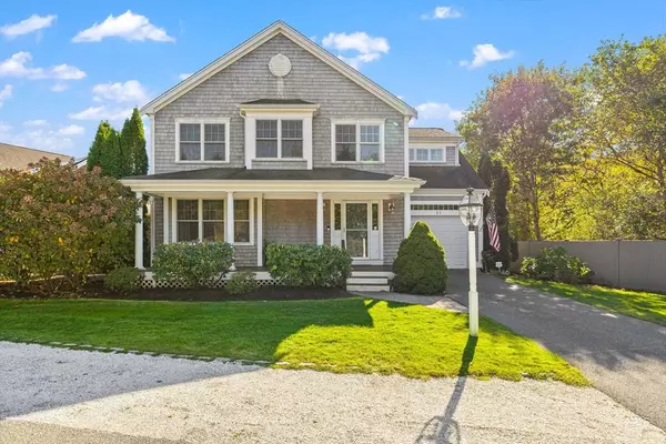 11 Mill Farm Way #11, Falmouth, MA 02536