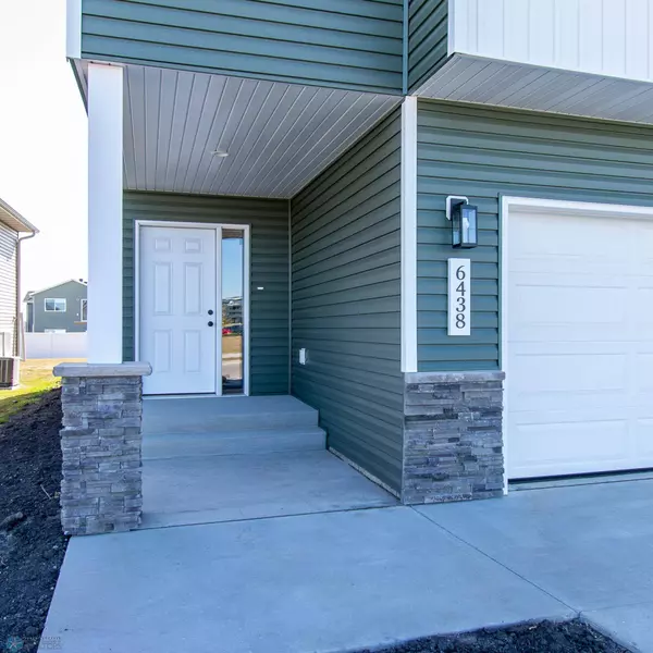 6438 82nd AVE S, Horace, ND 58047