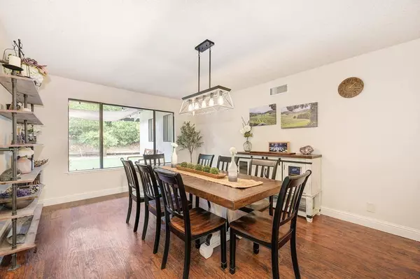 5230 Whitney BLVD, Rocklin, CA 95677