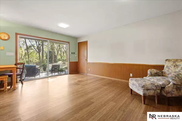 21 Scarlet Oaks Road, Council Bluffs, IA 51503