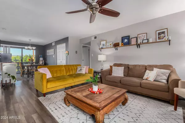 4950 N MILLER Road #205, Scottsdale, AZ 85251