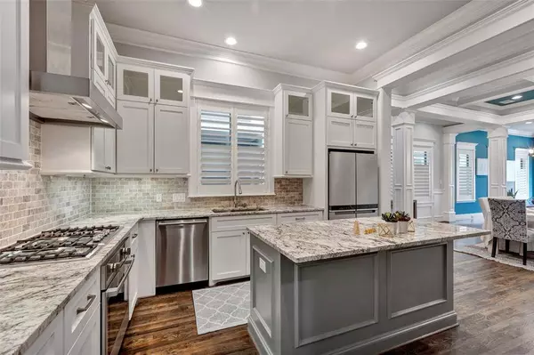 422 W 24th ST, Houston, TX 77008