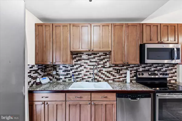 11052 VERNON WOODS DR, King George, VA 22485