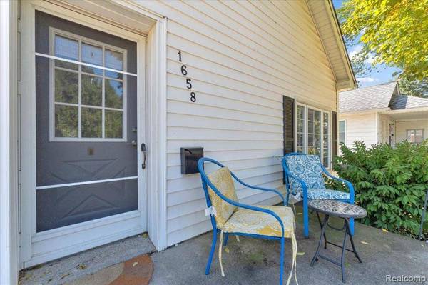 1658 SHEVLIN Street, Ferndale, MI 48220