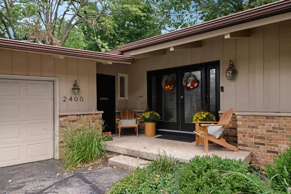 2400 Okemos SE Drive, Grand Rapids, MI 49506