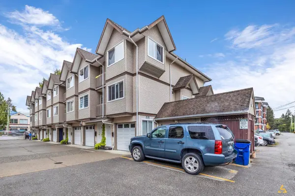 19700 56 AVE #112, Langley, BC V3A 3X6