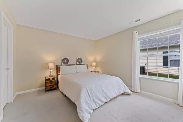 137 Glade Springs Drive, Blacklick, OH 43004