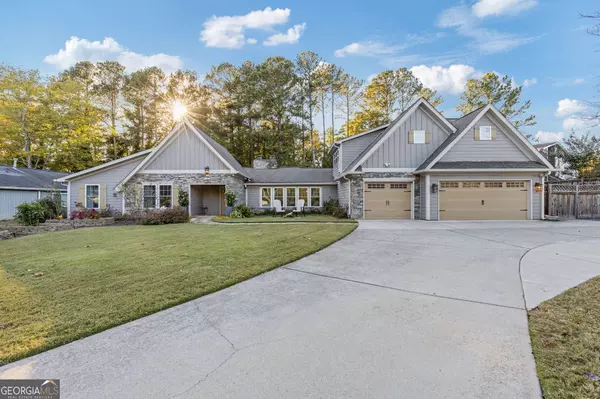 681 CREEKWOOD DR, Marietta, GA 30068