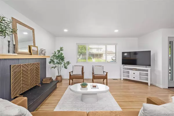 12080 W 60th AVE, Arvada, CO 80004