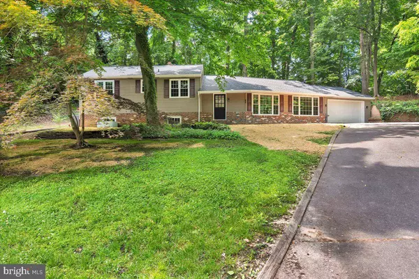 22 GLEN DR, Voorhees, NJ 08043