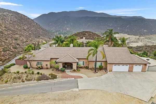 2378 Maudey Bell CT, El Cajon, CA 92019