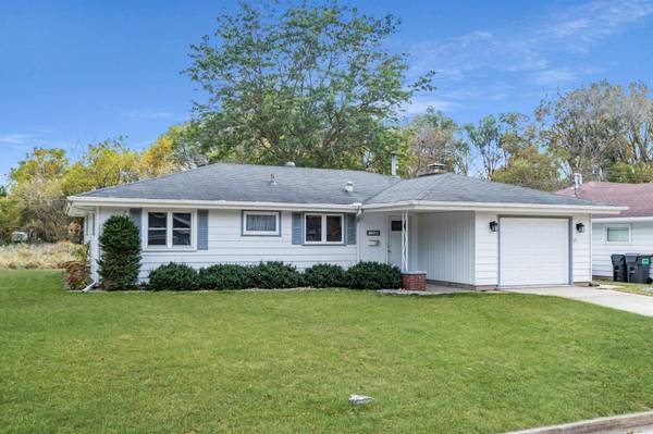 1506 Graham CT SE, Rochester, MN 55904