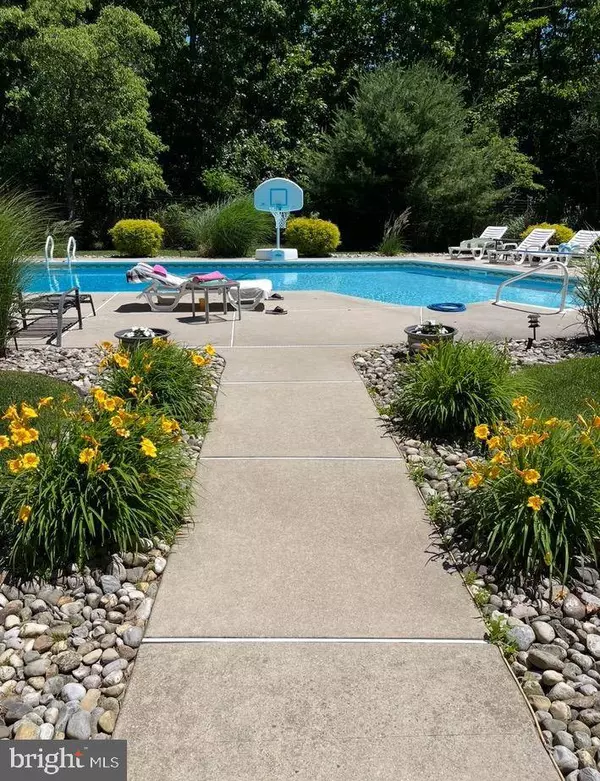 81 WRIGHT AVE, Pine Hill, NJ 08021