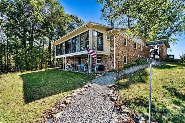 4695 Wild Flower DR, Valdese, NC 28690