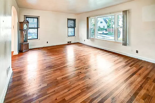 1713 Sheridan Street, Madison, WI 53704