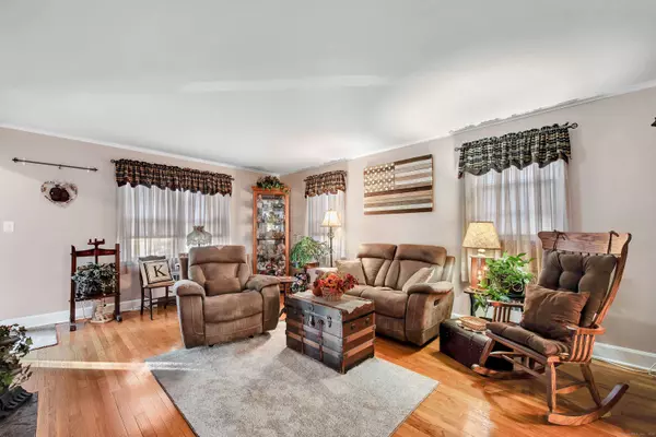 37A Center Street, Windsor Locks, CT 06096