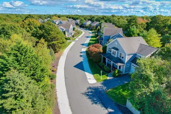 11 Mill Farm Way #11, Falmouth, MA 02536