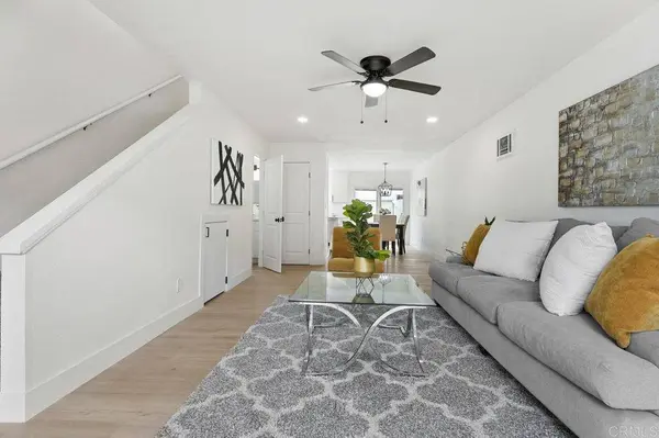 3445 Los Mochis Way, Oceanside, CA 92056