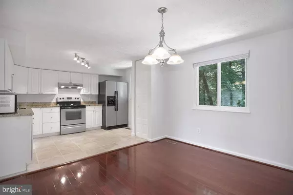 5564 CAITHNESS CT, Fairfax, VA 22032