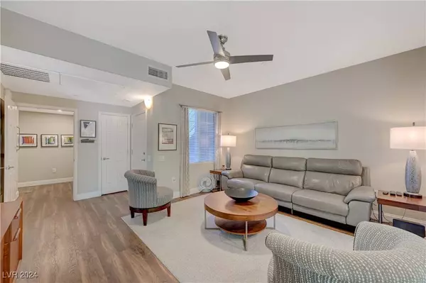 8324 W Charleston Boulevard #1041, Las Vegas, NV 89117