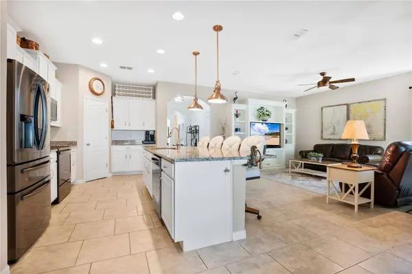 648 E VICTORIA TRAILS BLVD, Deland, FL 32724