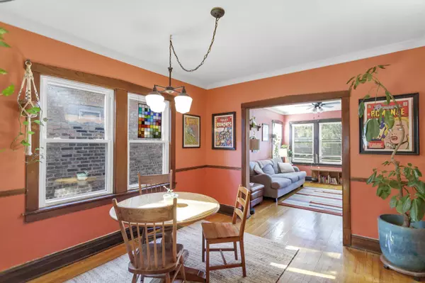 1443 Grove AVE, Berwyn, IL 60402