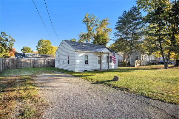 164 Peacock Walk, Jackson, MI 49202