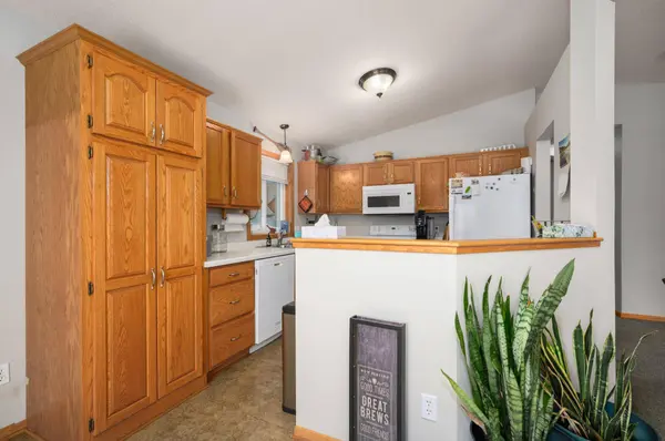 2016 27th ST SE, Rochester, MN 55904