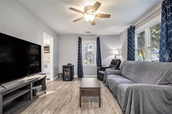 164 Peacock Walk, Jackson, MI 49202