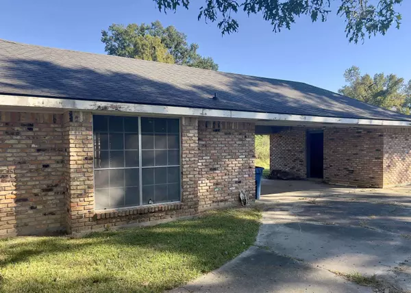 1502 STEPHEN DR, Denham Springs, LA 70726