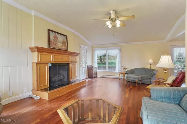 6101 Ridgeview DR, Hanoverton, OH 44423