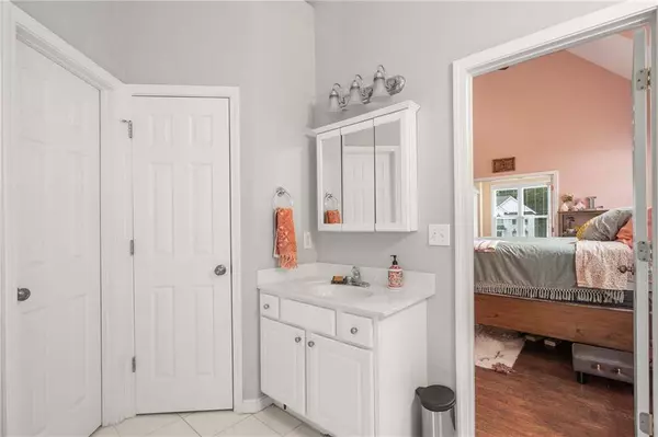 5322 Mulberry Bend CT, Flowery Branch, GA 30542