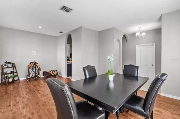 12527 SPARKLEBERRY RD, Tampa, FL 33626