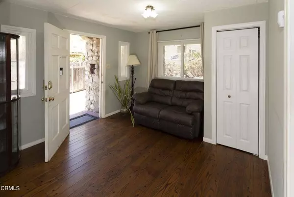 7024 Beckett ST, Tujunga, CA 91042