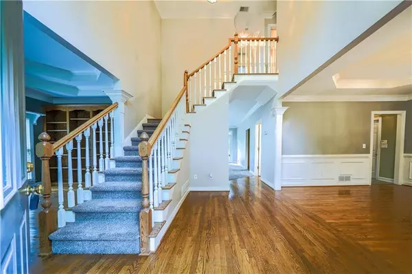 16 Sherman LN NW, Cartersville, GA 30121