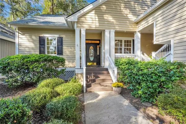 52 Wax Myrtle CT, Hilton Head Island, SC 29926